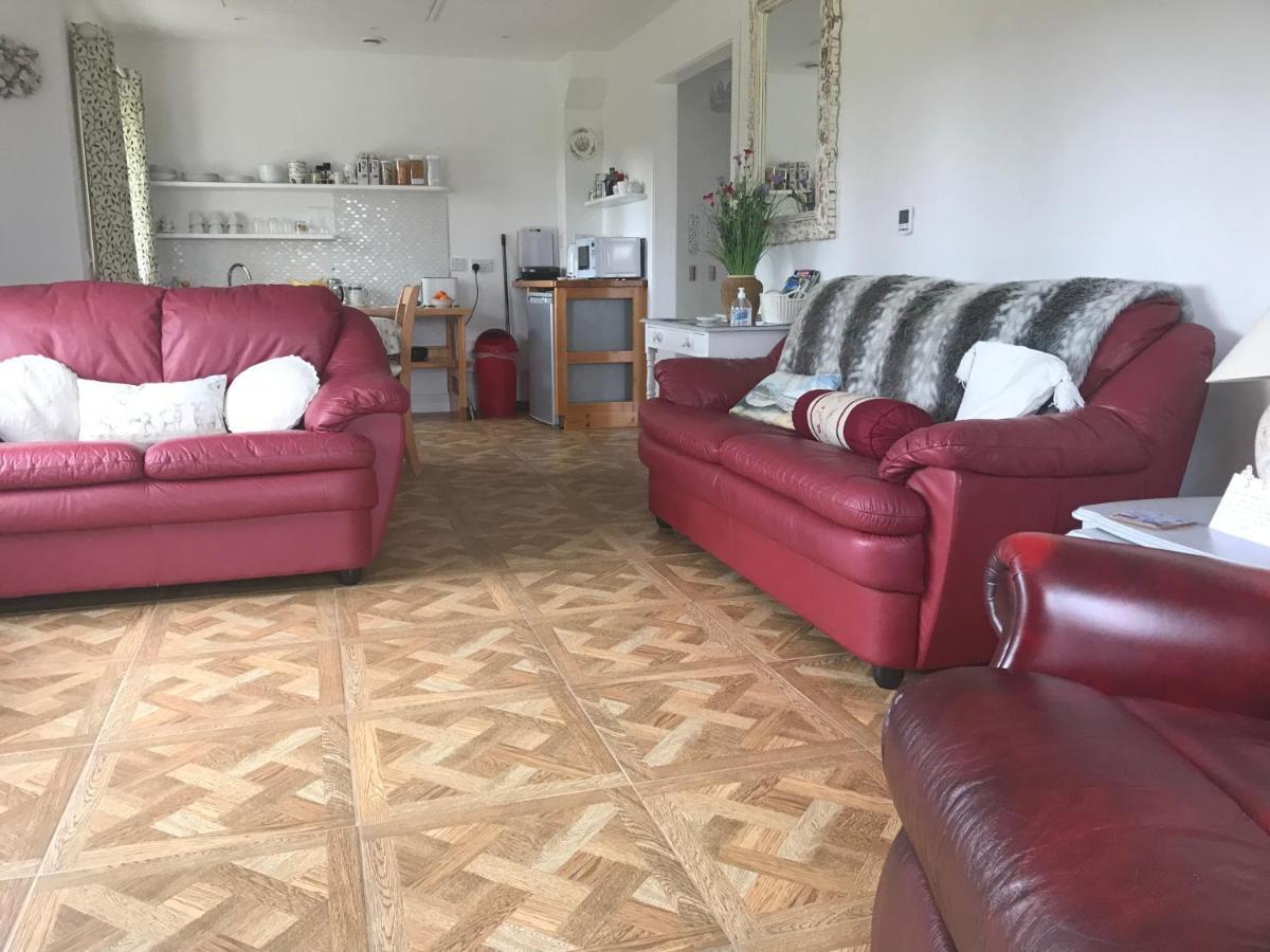 Hotel Pembrokeshire Fields Haverfordwest Zewnętrze zdjęcie