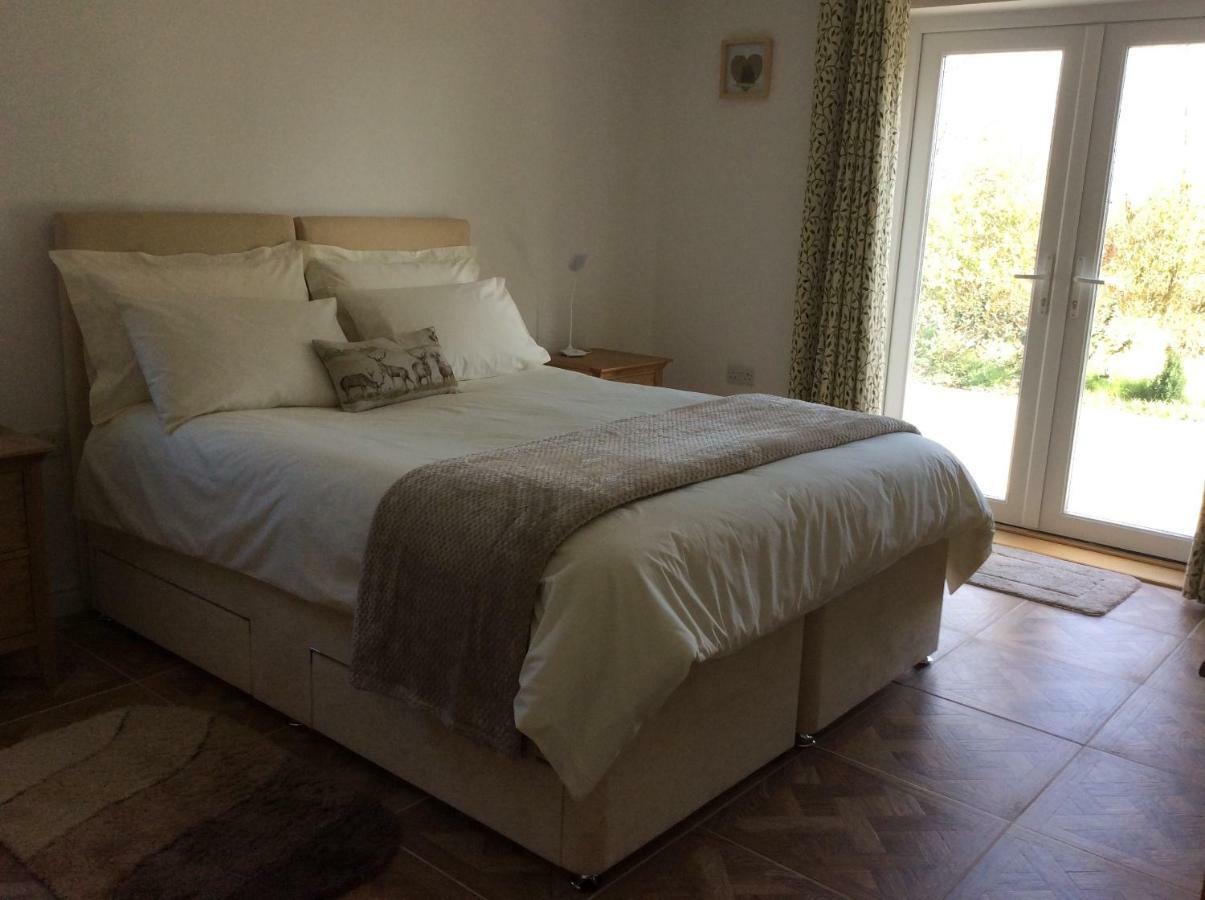 Hotel Pembrokeshire Fields Haverfordwest Zewnętrze zdjęcie